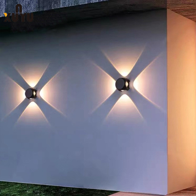 Đèn tường ngoài trời 4W Chống thấm nước 70 * 70 * 50MM cho Hành lang / Ban công